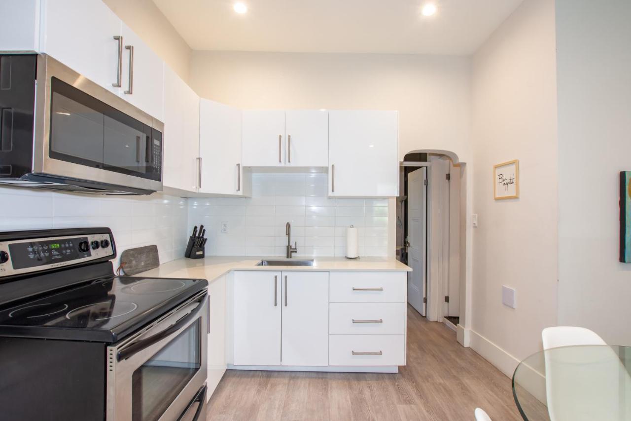 Charming Niagara Region Apt. Newly Renovated! Apartment Saint Catharines Exterior photo